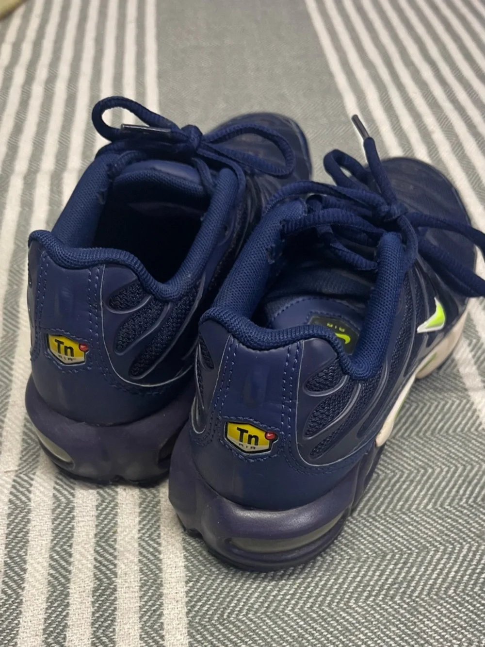 Nike Air Max‎ Plus Midnight Navy Volt Running Shoes